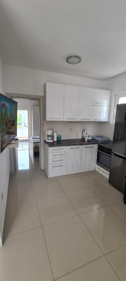 Guest House Ugljevarevic Budva Buitenkant foto