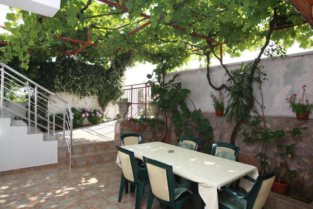 Guest House Ugljevarevic Budva Kamer foto